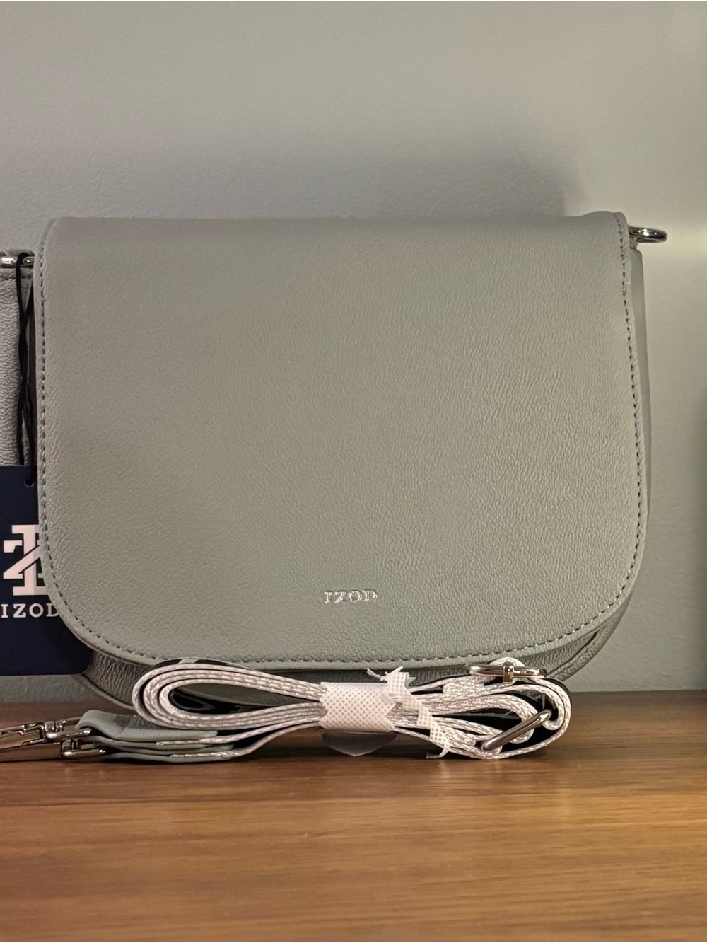 IZOD faux leather sage green crossbody saddle bag Adjustable strap NWT - Picture 2 of 11